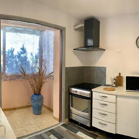 Apartment Agreable Entre Et Montagne *
